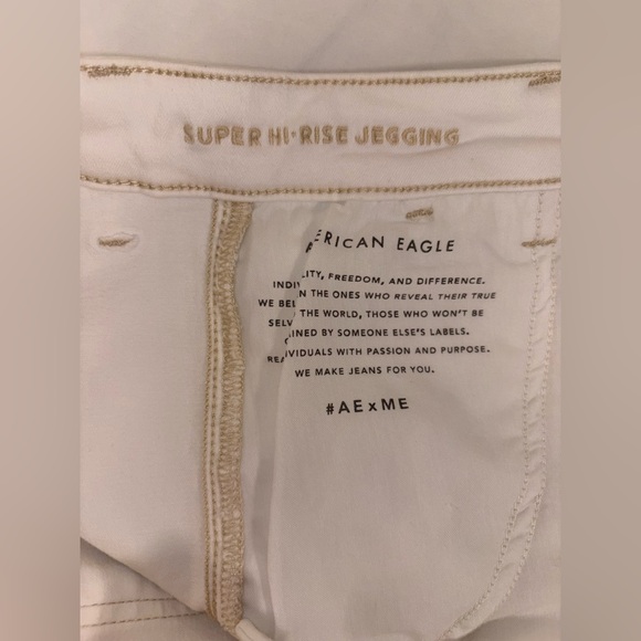 American Eagle Next Level Super Hi-Rise Cargo Jegging Cream Tan - Size 12 Short - Picture 11 of 16